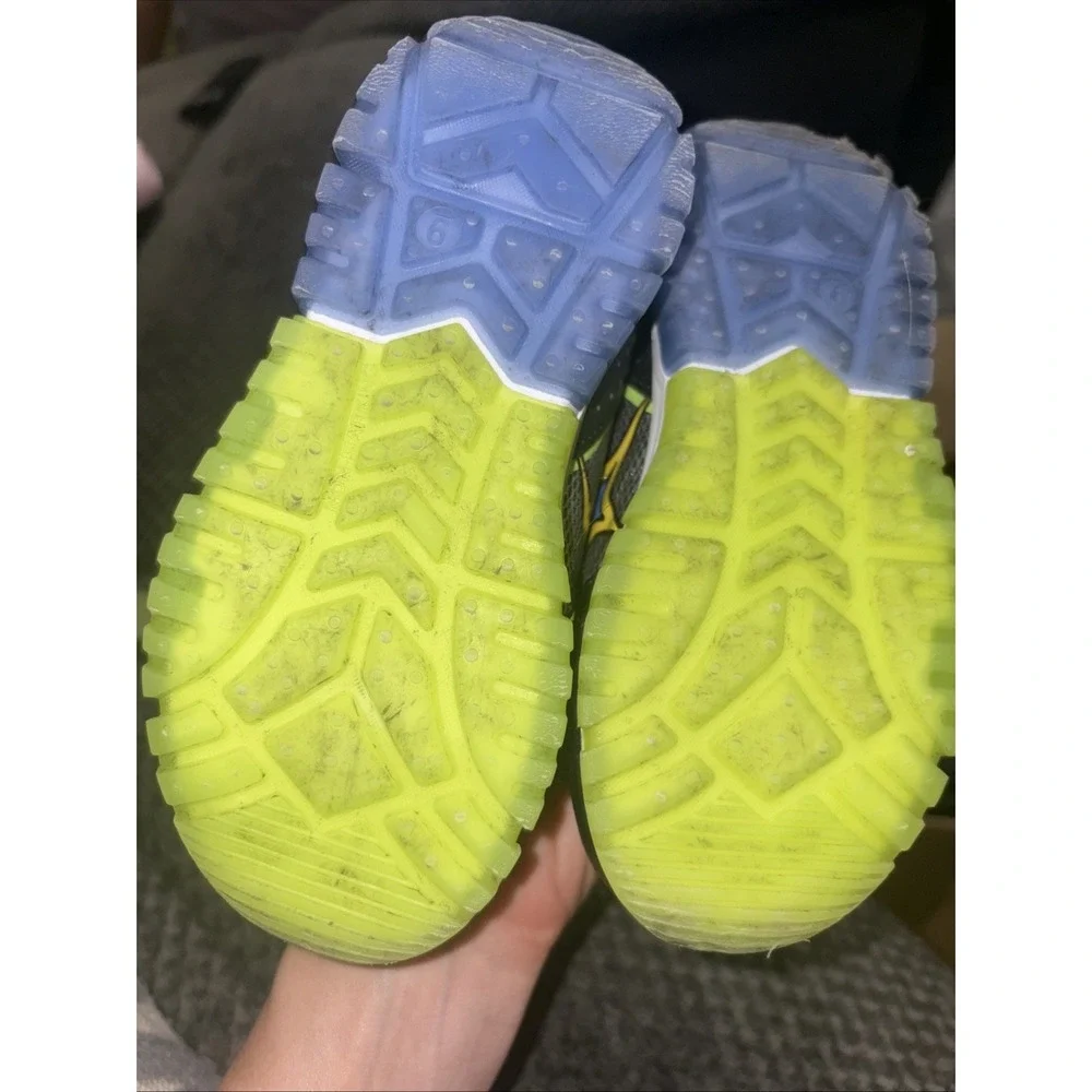 Toy Story Shoes Buzz And Woody Light Up Size 9 Kids GREAT condition Toy Story 4
